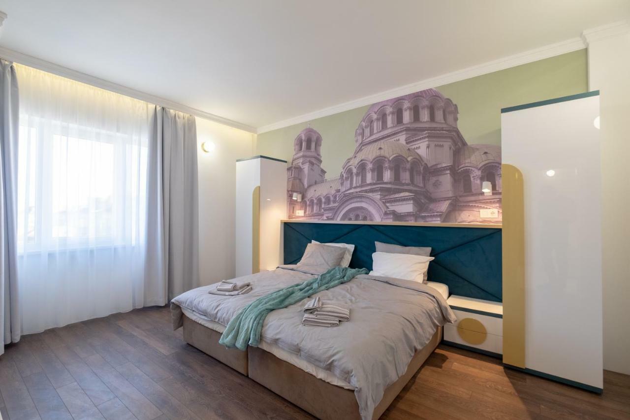 Vitosha Blvd 3-Bedroom, 2-Bathroom Lux Suite Σόφια Εξωτερικό φωτογραφία
