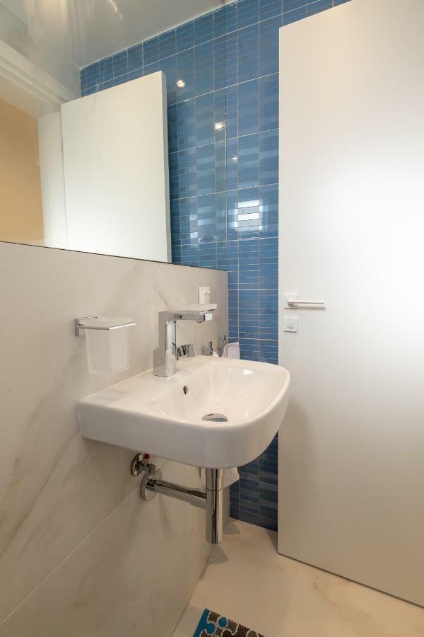 Vitosha Blvd 3-Bedroom, 2-Bathroom Lux Suite Σόφια Εξωτερικό φωτογραφία