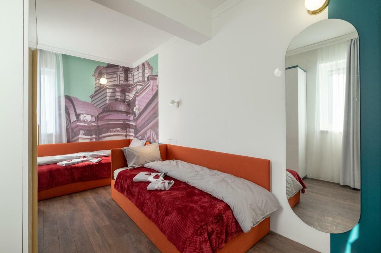 Vitosha Blvd 3-Bedroom, 2-Bathroom Lux Suite Σόφια Εξωτερικό φωτογραφία