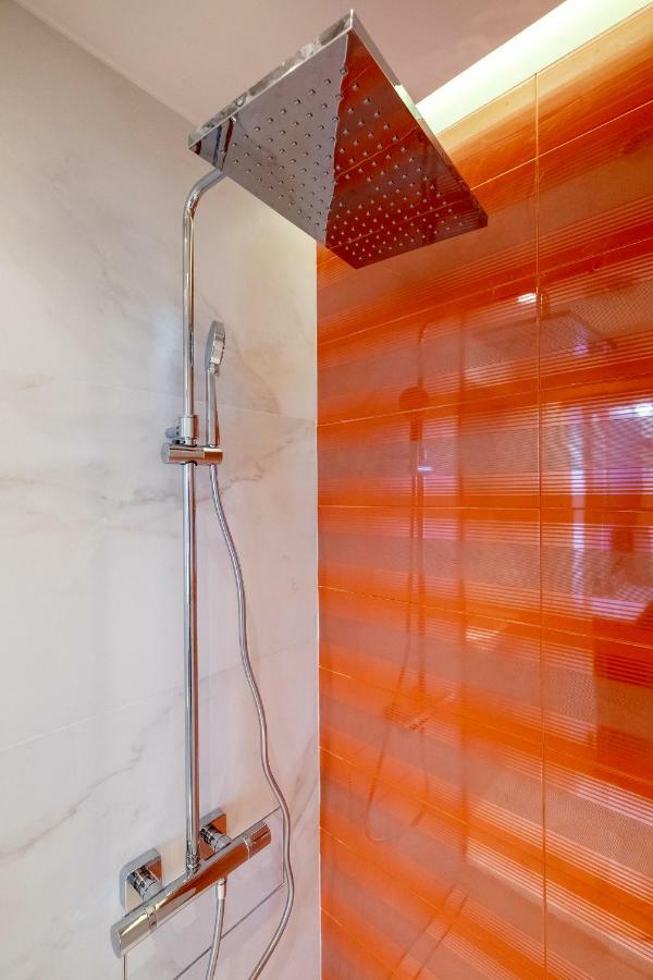 Vitosha Blvd 3-Bedroom, 2-Bathroom Lux Suite Σόφια Εξωτερικό φωτογραφία